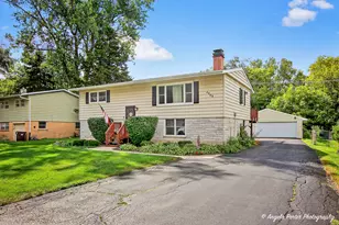 4409 Prairie Ave, McHenry, IL 60050 - Photo 1