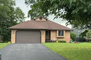 382 Holiday Dr, Lake Holiday, IL 60552 - Photo 1