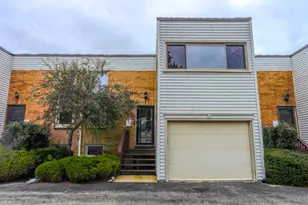 364 Cedartree Ct, Hoffman Estates, IL 60169 - Photo 1