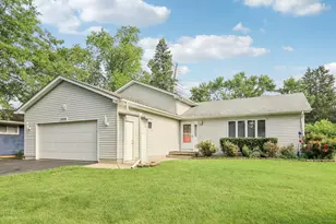 3004 Still Hill Dr, McHenry, IL 60050 - Photo 1