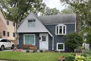 4910 Prospect Ave, Downers Grove, IL 60515 - Photo 1