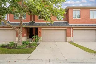 86 Northfield Terrace, Wheeling, IL 60090 - Photo 1