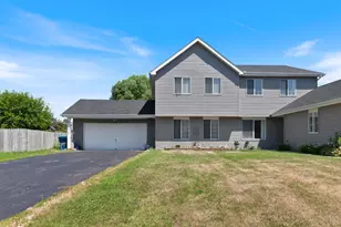 2870 Dorothy Dr, Aurora, IL 60504 - Photo 1