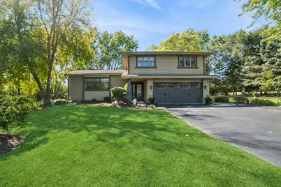 9N930 Koshare Circle, Elgin, IL 60124 - Photo 1