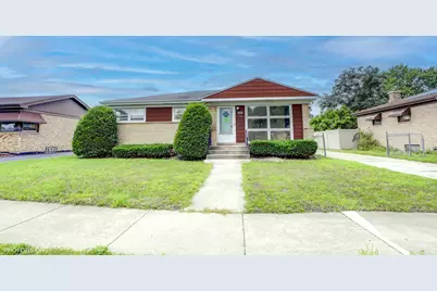 9236 Osceola Avenue, Morton Grove, IL 60053 - Photo 1