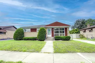 9236 Osceola Ave, Morton Grove, IL 60053 - Photo 1