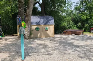 52 Lakeshore Dr, Wilmington, IL 60481 - Photo 1