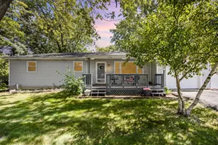 2820 Westmoreland St, New Lenox, IL 60451 - Photo 1