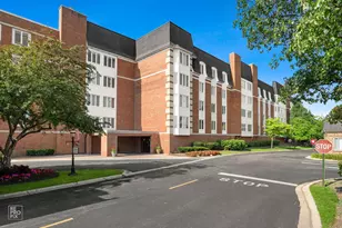 50 Lake Blvd, Buffalo Grove, IL 60089 - Photo 1