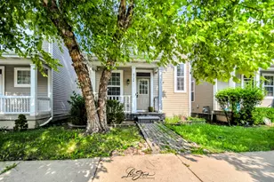 2124 Grayhawk Dr, Aurora, IL 60503 - Photo 1