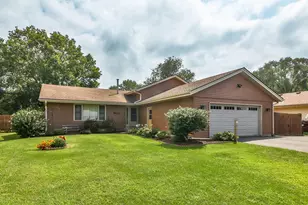 10043 Penny Ln, Machesney Park, IL 61115 - Photo 1