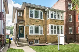5253 W Cullom Ave, Chicago, IL 60641 - Photo 1