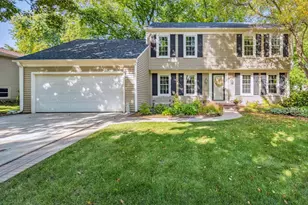 1407 S 12th St, Saint Charles, IL 60174 - Photo 1