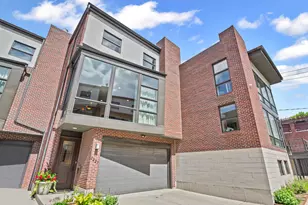 2327 N Bosworth Ave, Chicago, IL 60614 - Photo 1