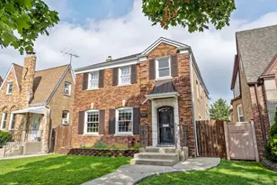 3247 N Rutherford Ave, Chicago, IL 60634 - Photo 1