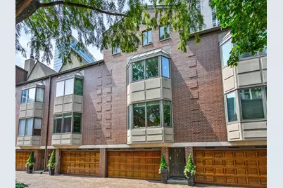 55 W Goethe Street #1240, Chicago, IL 60610 - Photo 1