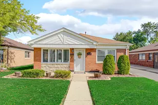 3160 W Park Ln Dr, Merrionette Park, IL 60803 - Photo 1