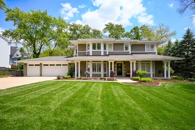 33 Sunset Avenue, Glen Ellyn, IL 60137 - Photo 1