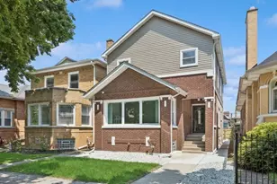 7741 S Bennett Ave, Chicago, IL 60649 - Photo 1