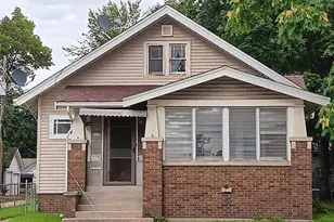 918 11th St, Rockford, IL 61104 - Photo 1