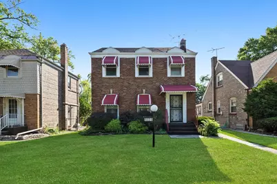 9605 S Emerald Avenue, Chicago, IL 60628 - Photo 1