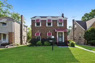 9605 S Emerald Ave, Chicago, IL 60628 - Photo 1