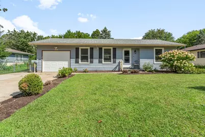 4718 W Cumberland Circle, McHenry, IL 60050 - Photo 1