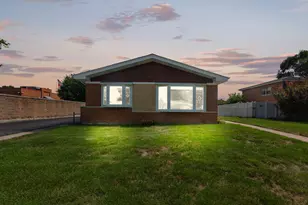 4813 W 91st St, Oak Lawn, IL 60453 - Photo 1