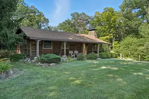 600 W 10th St, Hobart, IN 46342 - Photo 1