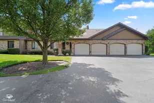 1911 Golf View Dr, Bartlett, IL 60103 - Photo 1