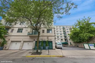 680 N Green St, Chicago, IL 60642 - Photo 1