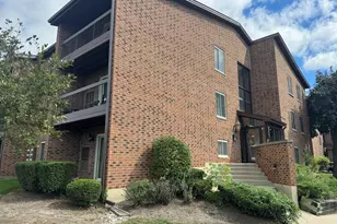 900 Perrie Dr, Elk Grove Village, IL 60007 - Photo 1