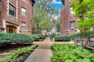 537 W Brompton Ave, Chicago, IL 60657 - Photo 1
