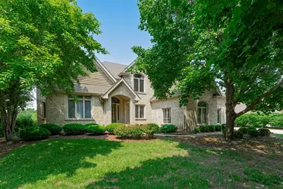 552 Waters Edge Drive, South Elgin, IL 60177 - Photo 1