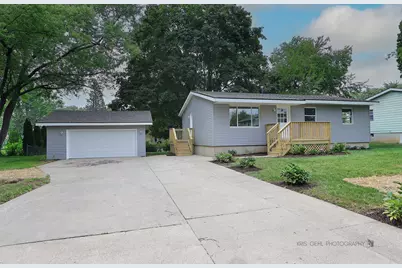 111 Peachtree Lane, Woodstock, IL 60098 - Photo 1