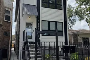 6530 S Champlain Ave, Chicago, IL 60637 - Photo 1
