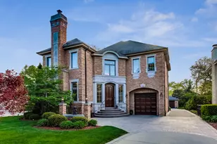 516 N Prospect Ave, Park Ridge, IL 60068 - Photo 1