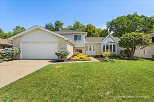 506 Navajo Dr, New Lenox, IL 60451 - Photo 1