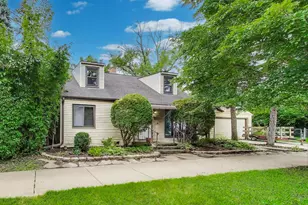 219 E Berkshire Ave, Lombard, IL 60148 - Photo 1