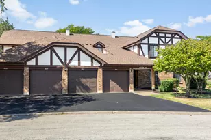 9061 Somerset Ct, Orland Park, IL 60462 - Photo 1