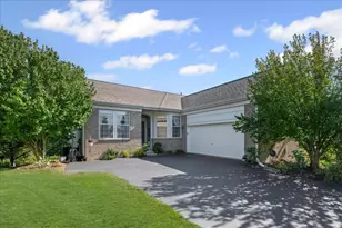 2622 Chesire Ct, West Dundee, IL 60118 - Photo 1