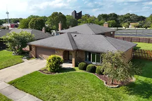 7922 Sycamore Dr, Orland Park, IL 60462 - Photo 1