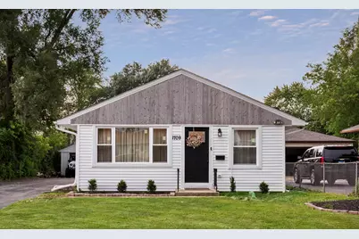 1709 13th Street, Waukegan, IL 60085 - Photo 1