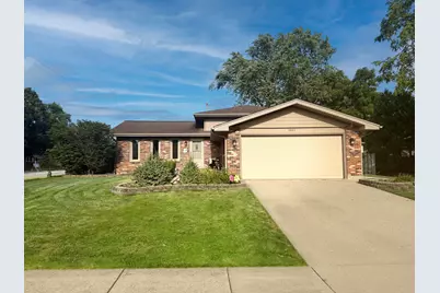 3851 N Galena Court, Arlington Heights, IL 60004 - Photo 1