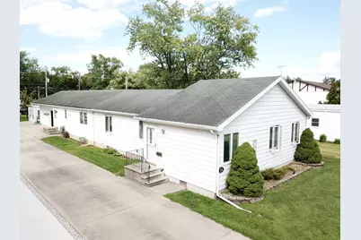 212 E Waupansie Street, Dwight, IL 60420 - Photo 1