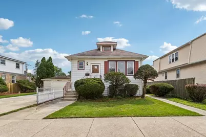 2917 N Rutherford Avenue, Chicago, IL 60634 - Photo 1