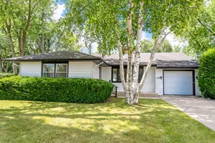 356 N Oplaine Rd, Gurnee, IL 60031 - Photo 1