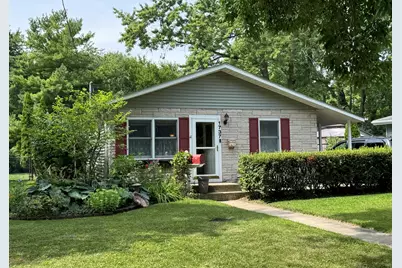 1737 Seaman Avenue, Dekalb, IL 60115 - Photo 1