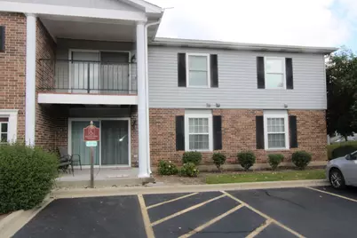 929 Golf Course Road #4, Crystal Lake, IL 60014 - Photo 1