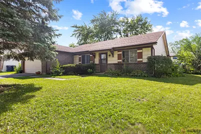 142 Cloverleaf Road, Matteson, IL 60443 - Photo 1
